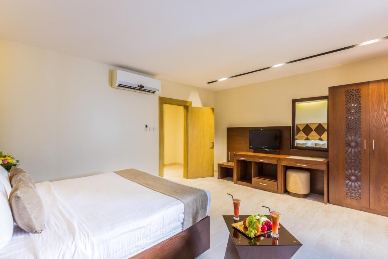Al Muhaidb Al Diwan - Al Olaya Riad Exterior foto